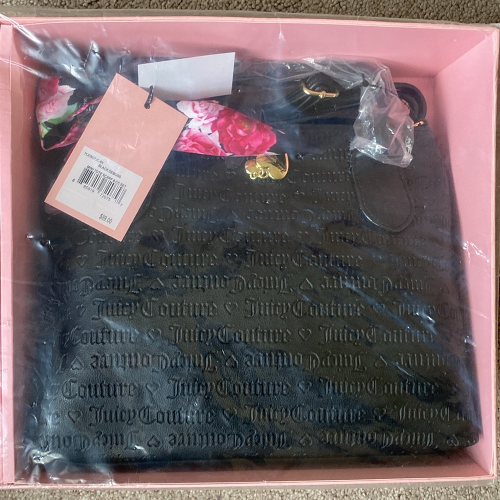 Juicy Couture Tote Bag w/ card case & Scarf